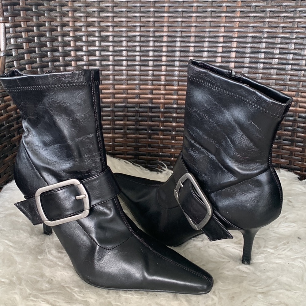 Diba East Masie Booties